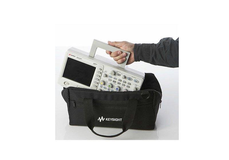 N2738A transportation bag for the InfiniiVision1000 series oscilloscopes