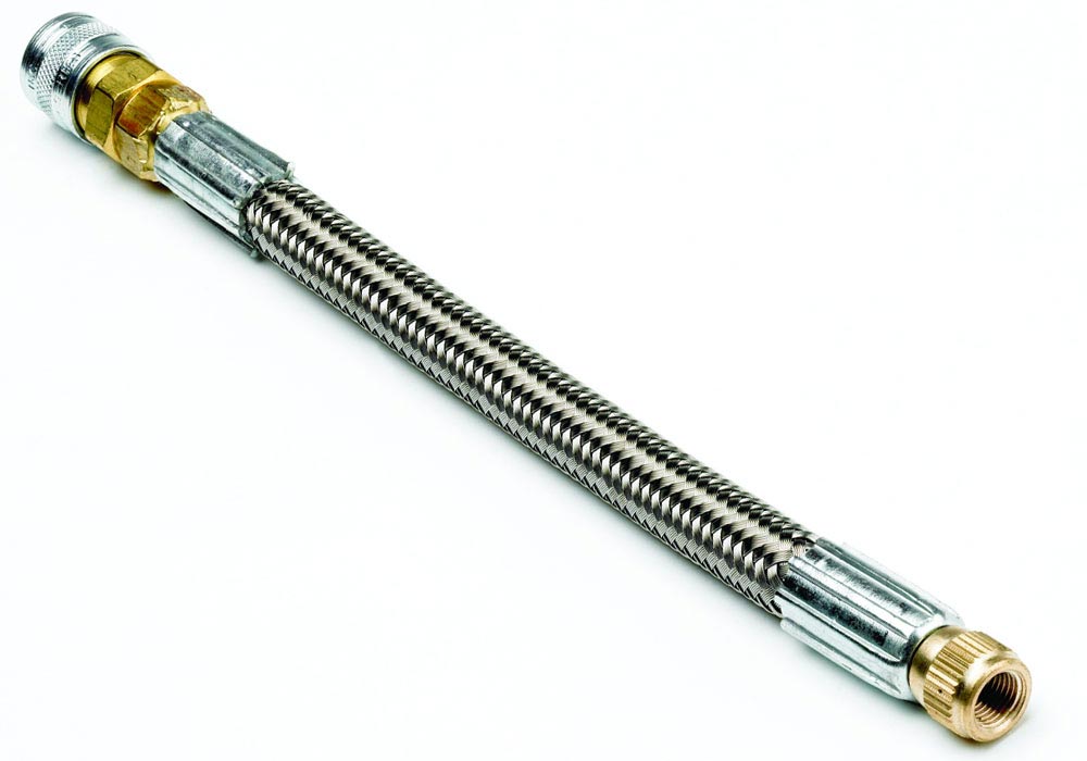 TA117 - fuel hose with small Schrader valve